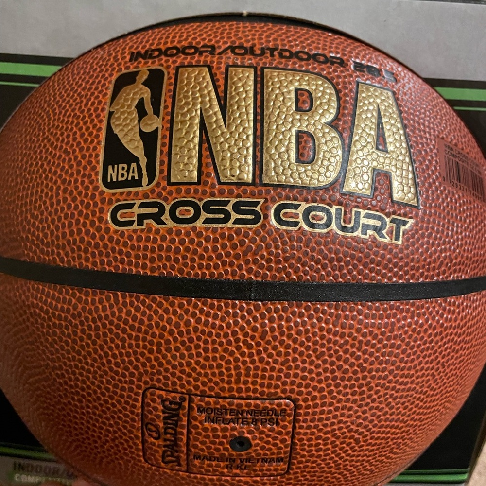 Spalding 28.5” Basketball